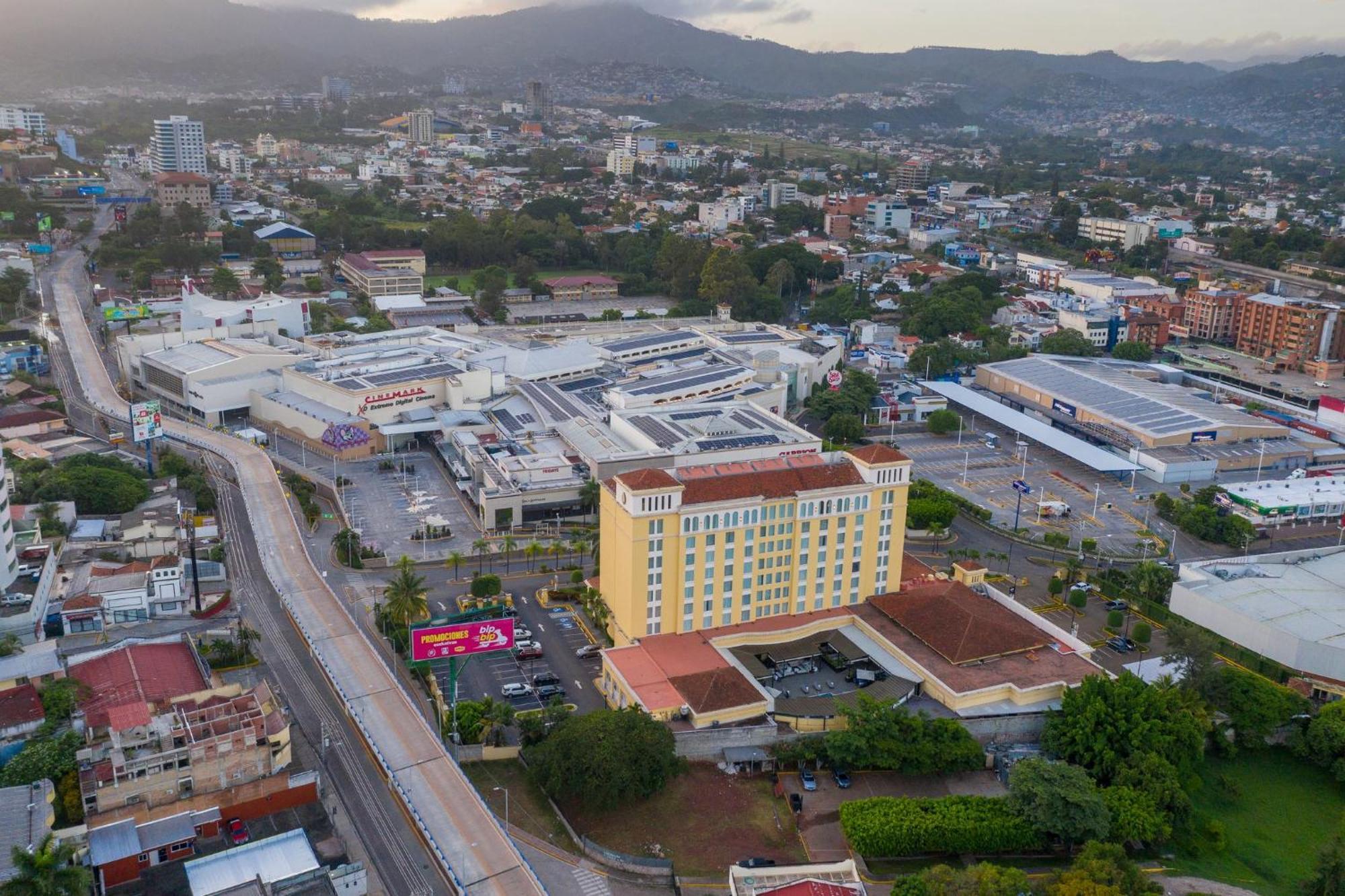 Intercontinental Tegucigalpa At Multiplaza Mall By Ihg Exterior photo