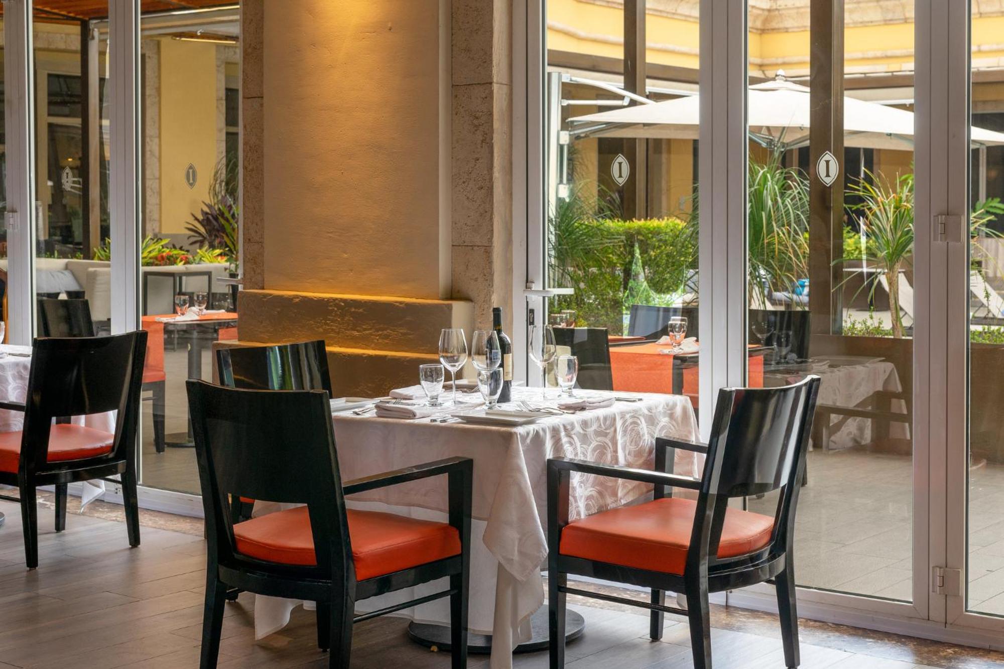 Intercontinental Tegucigalpa At Multiplaza Mall By Ihg Exterior photo